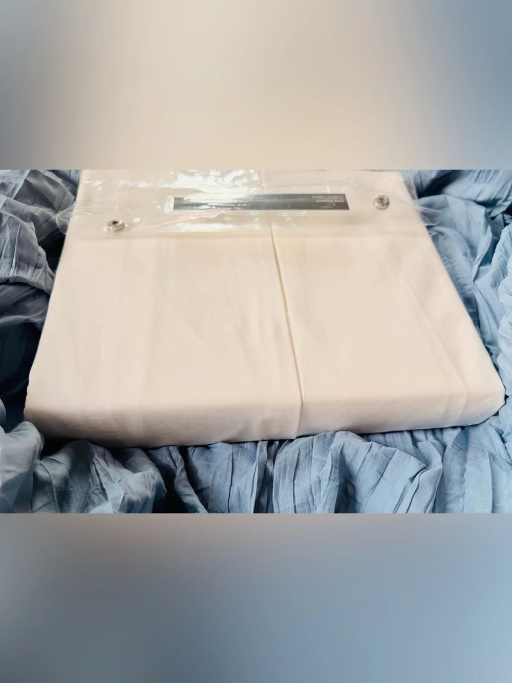Bloomingdale’s Hudson Park Collection Percale King Bedskirt